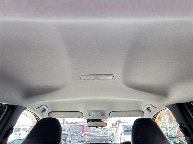 プリウス Sツーリングセレクション レーンアシスト オートクルーズコントロール バックカメラ ナビ TV アルミホイール オートマチックハイビーム オートライト LEDヘッドランプ CVT シートヒーター スマートキー 電動格納ミラー(27枚目)