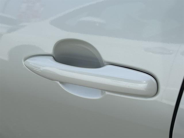 プリウス Sツーリングセレクション レーンアシスト オートクルーズコントロール バックカメラ ナビ TV アルミホイール オートマチックハイビーム オートライト LEDヘッドランプ CVT シートヒーター スマートキー 電動格納ミラー(28枚目)