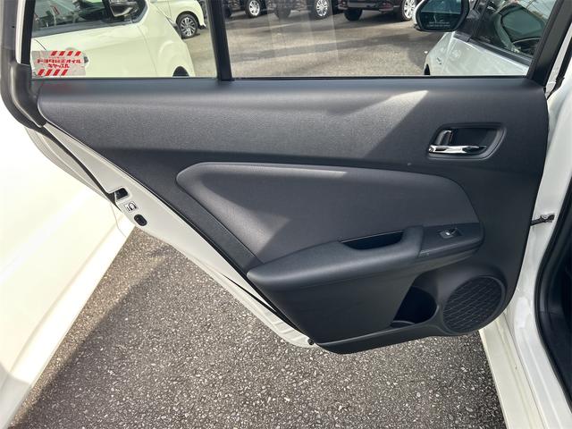 プリウス Sツーリングセレクション レーンアシスト オートクルーズコントロール バックカメラ ナビ TV アルミホイール オートマチックハイビーム オートライト LEDヘッドランプ CVT シートヒーター スマートキー 電動格納ミラー(29枚目)