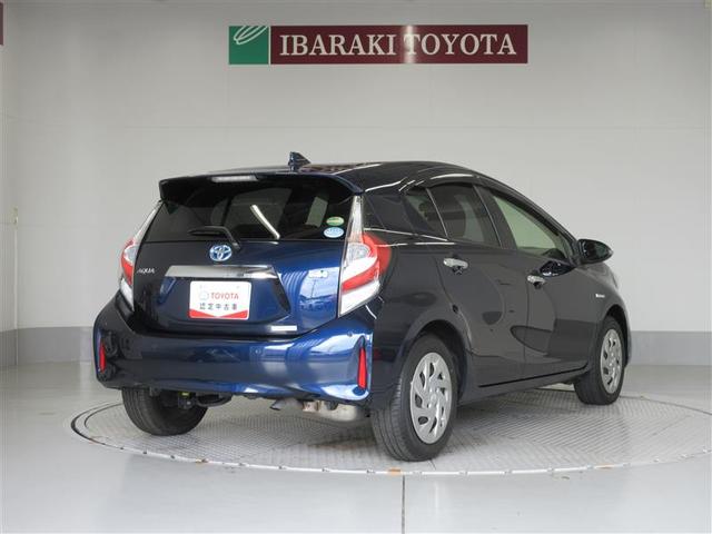 アクア Ｓスタイルブラック　バックモニタ－　ナビＴＶ　イモビライザー　ＬＥＤライト　スマートキープッシュスタート　ＥＴＣ付き　Ｗエアバッグ　キーフリ　メモリーナビゲーション　横滑り防止装置付き　ＤＶＤプレーヤー　１セグ　ＡＢＳ（3枚目）