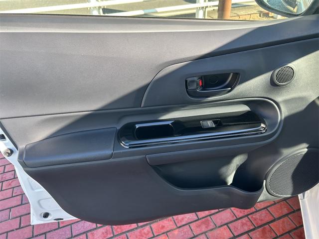 アクア Sスタイルブラック ETC バックカメラ ナビ TV レーンアシスト 衝突被害軽減システム オートマチックハイビーム オートライト スマートキー アイドリングストップ 電動格納ミラー CVT 盗難防止システム(34枚目)