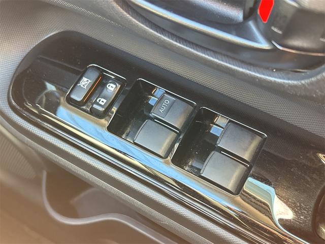 アクア Sスタイルブラック ETC バックカメラ ナビ TV レーンアシスト 衝突被害軽減システム オートマチックハイビーム オートライト スマートキー アイドリングストップ 電動格納ミラー CVT 盗難防止システム(48枚目)