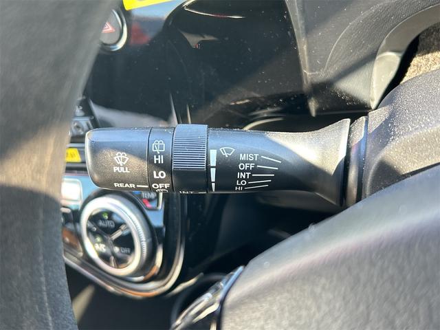 アクア Sスタイルブラック ETC バックカメラ ナビ TV レーンアシスト 衝突被害軽減システム オートマチックハイビーム オートライト スマートキー アイドリングストップ 電動格納ミラー CVT 盗難防止システム(50枚目)