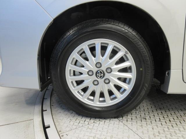 ハイブリッドV メモリーナビ バックカメラ HIDヘッドライト 乗車定員7人(20枚目)