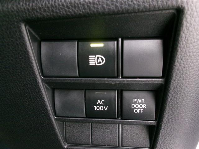 ノア ハイブリッドＳ－Ｚ　スマートキ　助手席エアバッグ　クルコン　ＥＴＣ車載器　アイドリングストップ　ＤＶＤ　ＬＥＤライト　メモリーナビ　パワステ　メディアプレイヤー接続　３列シート　Ｗエアコン　エアコン　横滑防止装置　ＡＢＳ（11枚目）