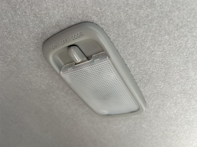 ミライース Ｘ　メモリアルエディション　キーレスエントリー　アイドリングストップ　電動格納ミラー　ＣＶＴ　盗難防止システム　ＡＢＳ　ＣＤ　ミュージックプレイヤー接続可　アルミホイール　衝突安全ボディ　エアコン　パワーステアリング（42枚目）