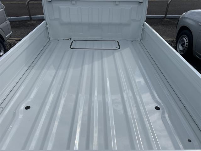 キャリイトラック KC 4WD AT 衝突被害軽減システム クリアランスソナー レーンアシスト アイドリングストップ オートライト ABS ESC エアコン パワーステアリング パワーウィンドウ 運転席エアバッグ(16枚目)