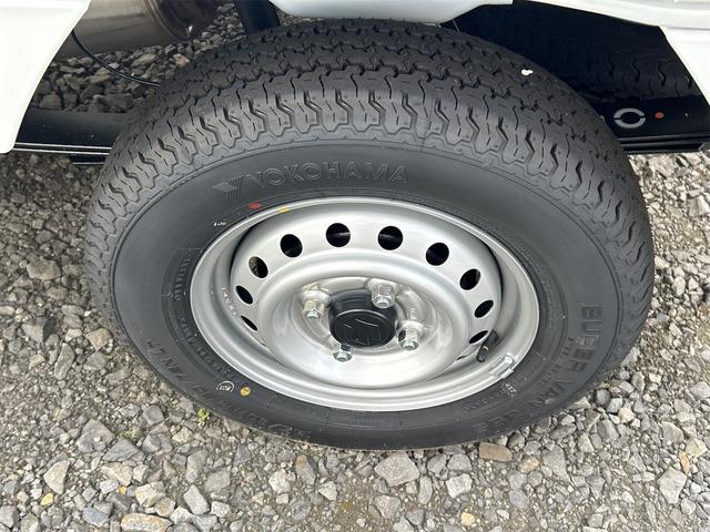 キャリイトラック KC 4WD AT 衝突被害軽減システム クリアランスソナー レーンアシスト アイドリングストップ オートライト ABS ESC エアコン パワーステアリング パワーウィンドウ 運転席エアバッグ(22枚目)