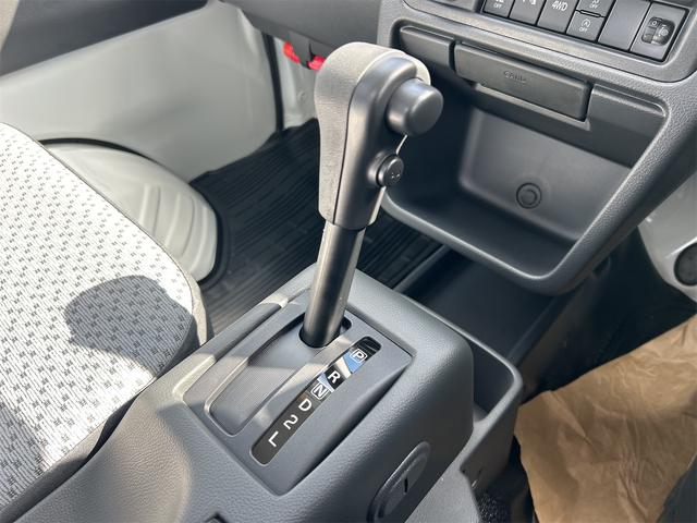 キャリイトラック KC 4WD AT 衝突被害軽減システム クリアランスソナー レーンアシスト アイドリングストップ オートライト ABS ESC エアコン パワーステアリング パワーウィンドウ 運転席エアバッグ(35枚目)