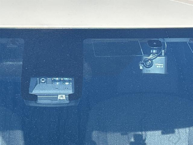 シエンタ ハイブリッドX ドライブレコーダー ETC バックカメラ ナビ TV 両側スライド・片側電動 オートライト スマートキー アイドリングストップ 電動格納ミラー 3列シート CVT CD(17枚目)