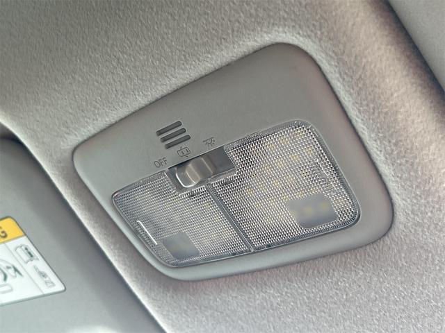 シエンタ ハイブリッドX ドライブレコーダー ETC バックカメラ ナビ TV 両側スライド・片側電動 オートライト スマートキー アイドリングストップ 電動格納ミラー 3列シート CVT CD(44枚目)