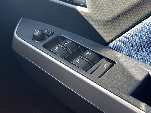 タンク カスタムG-T ドライブレコーダー 両側電動スライドドア オートクルーズコントロール 衝突被害軽減システム アルミホイール オートライト LEDヘッドランプ スマートキー(11枚目)