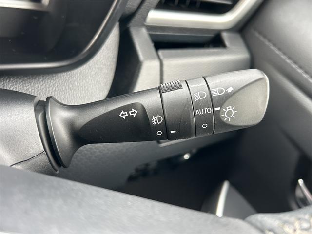 ルーミー カスタムＧ　ドライブレコーダー　全周囲カメラ　ナビ　ＴＶ　両側電動スライドドア　クリアランスソナー　オートクルーズコントロール　衝突被害軽減システム　アルミホイール　オートライト　ＬＥＤヘッドランプ　スマートキー（46枚目）