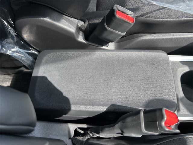 ノア ハイブリッドＳ－Ｇ　ドライブレコーダー　バックカメラ　ナビ　オートクルーズコントロール　レーンアシスト　衝突被害軽減システム　両側電動スライドドア　オートマチックハイビーム　オートライト　ＬＥＤヘッドランプ　スマートキー（50枚目）