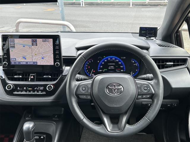 カローラツーリング ハイブリッド ダブルバイビー ドライブレコーダー ETC バックカメラ ナビ クリアランスソナー オートクルーズコントロール レーンアシスト 衝突被害軽減システム アルミホイール オートマチックハイビーム オートライト(3枚目)