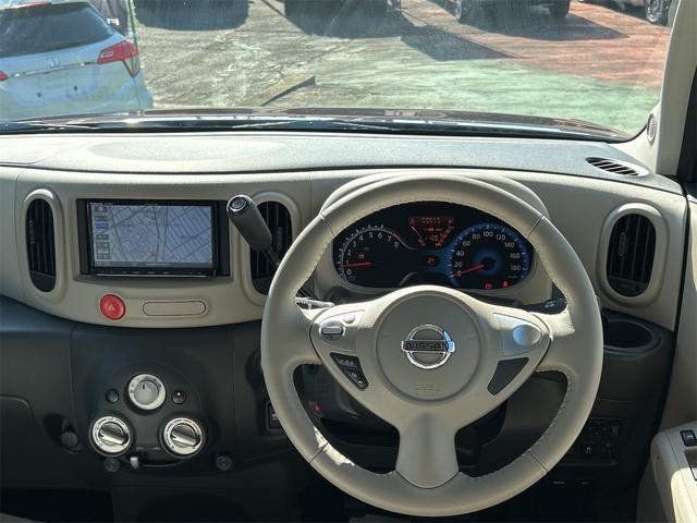 キューブ １５Ｘ　ドライブレコーダー　ＥＴＣ　ナビ　ＴＶ　スマートキー　アイドリングストップ　電動格納ミラー　ベンチシート　ＣＶＴ　ＣＤ　ＵＳＢ　Ｂｌｕｅｔｏｏｔｈ　盗難防止システム　衝突安全ボディ　ＡＢＳ　ＥＳＣ（3枚目）