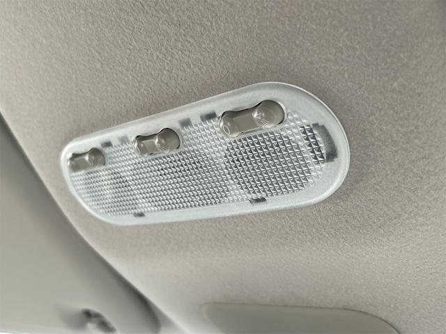 キューブ １５Ｘ　ドライブレコーダー　ＥＴＣ　ナビ　ＴＶ　スマートキー　アイドリングストップ　電動格納ミラー　ベンチシート　ＣＶＴ　ＣＤ　ＵＳＢ　Ｂｌｕｅｔｏｏｔｈ　盗難防止システム　衝突安全ボディ　ＡＢＳ　ＥＳＣ（46枚目）