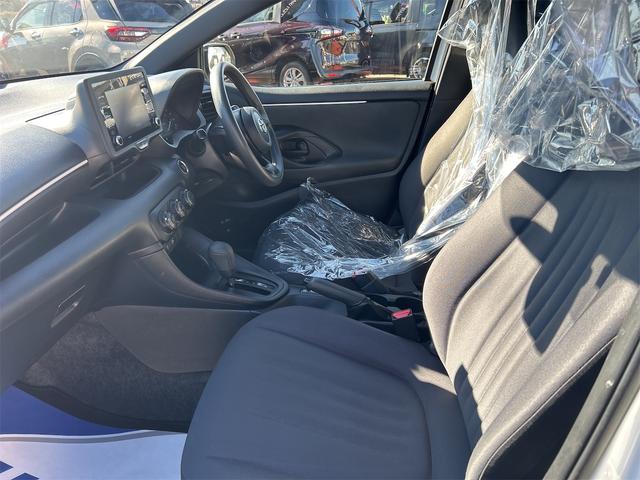 ヤリス X ETC バックカメラ ナビ レーンアシスト 衝突被害軽減システム オートマチックハイビーム オートライト スマートキー 電動格納ミラー CVT 盗難防止システム 衝突安全ボディ(33枚目)