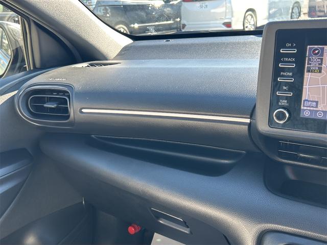 ヤリス X ETC バックカメラ ナビ レーンアシスト 衝突被害軽減システム オートマチックハイビーム オートライト スマートキー 電動格納ミラー CVT 盗難防止システム 衝突安全ボディ(40枚目)