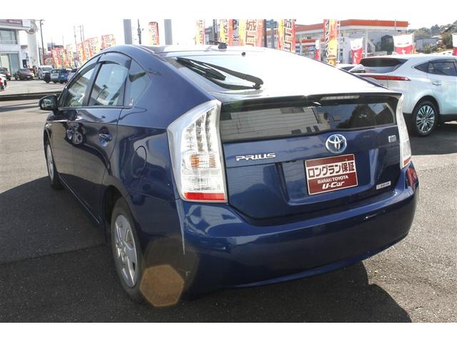 プリウス Ｓ　Ｂモニタ－　ナビ　デュアルエアバック　エアＢ　ＡＵＴＯエアコン　アルミホイール　ＡＢＳ　サイドエアバッグ　パワーステアリング　パワーウィンドウ　メモリーナビゲーション（5枚目）