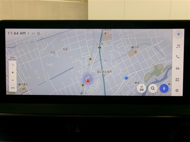 プリウス Ｚ　リアカメラ　プリクラッシュ　本革　メモリナビ　ナビ　ＬＥＤランプ　アルミホイール　ＡＣ　運転席エアバッグ　パワーウインドウ　ＡＢＳ　パワステ　助手席エアバッグ（4枚目）