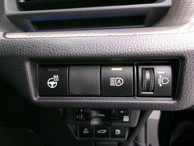 プリウス Ｚ　リアカメラ　プリクラッシュ　本革　メモリナビ　ナビ　ＬＥＤランプ　アルミホイール　ＡＣ　運転席エアバッグ　パワーウインドウ　ＡＢＳ　パワステ　助手席エアバッグ（12枚目）