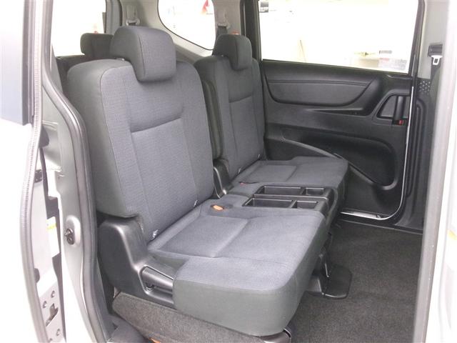 シエンタ ハイブリッドＧ　ブレーキサポート　Ｂカメラ　キーフリー　スマキー　横滑り防止システム　メモリナビ　ナビＴＶ　ＥＴＣ　運転席エアバック　アルミホイール　フルオートエアコン　デュアルエアバッグ　ＰＷ　ワンセグテレビ　ＰＳ（16枚目）