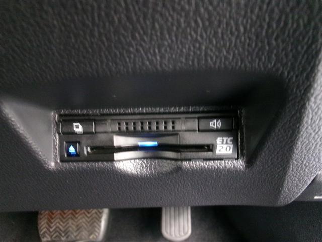 プリウスＰＨＶ Ａ　バックモニタ　オ－トエアコン　アルミホイール　ナビ　サイドエアバッグ　エアバッグ　ＡＢＳ　踏み間違い防止　ＨＤＤナビ（12枚目）