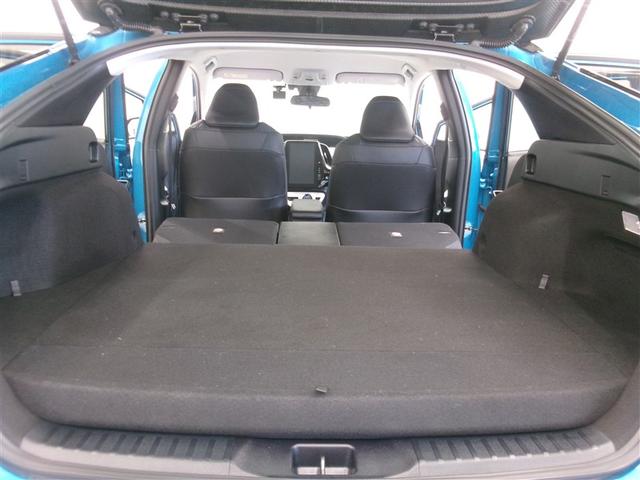 プリウスＰＨＶ Ａ　バックモニタ　オ－トエアコン　アルミホイール　ナビ　サイドエアバッグ　エアバッグ　ＡＢＳ　踏み間違い防止　ＨＤＤナビ（18枚目）