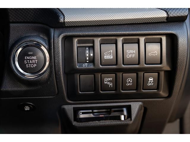 フォレスター プレミアム 衝突軽減B 横滑り防止 盗難防止装置 AUX アイドリングストップ付 ドライブレコーダ エアバッグ 電動パワーシート LEDライト ETC車載器 黒革シート メモリーナビ クルコン DVD再生 4WD(14枚目)