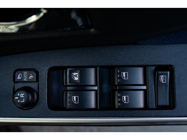 ルーミー カスタムＧ　横滑り防止システム　運転席助手席エアバック　障害物ソナー　左右電動スライドドア　スマ－トキ－　Ａ－ＳＴＯＰ　エアバック　エアコン　ＬＥＤライト　キーフリー　イモビ　ワンセグ　クルコン　ＰＳ　ナビＴＶ（15枚目）