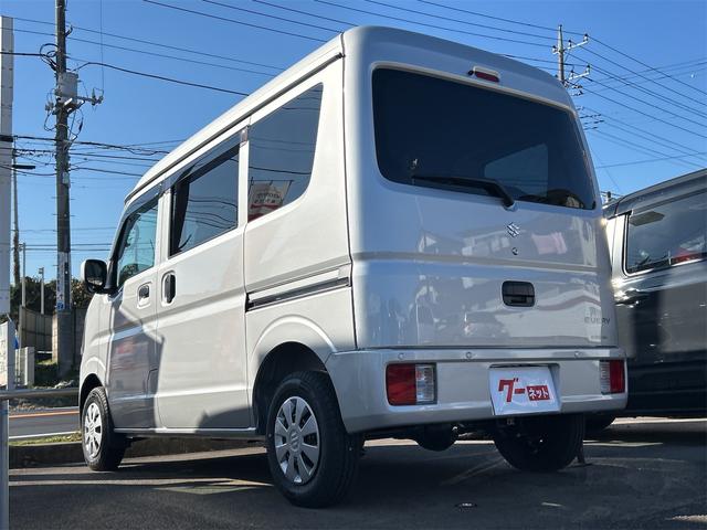 エブリイ ＰＣ　両側スライドドア　クリアランスソナー　レーンアシスト　衝突被害軽減システム　オートライト　ＬＥＤヘッドランプ　キーレスエントリー　アイドリングストップ　電動格納ミラー　シートヒーター　ＣＶＴ（19枚目）