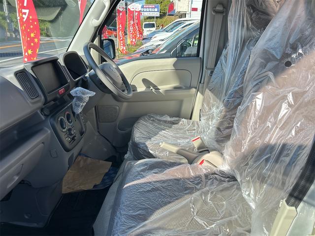 エブリイ ＰＣ　両側スライドドア　クリアランスソナー　レーンアシスト　衝突被害軽減システム　オートライト　ＬＥＤヘッドランプ　キーレスエントリー　アイドリングストップ　電動格納ミラー　シートヒーター　ＣＶＴ（33枚目）