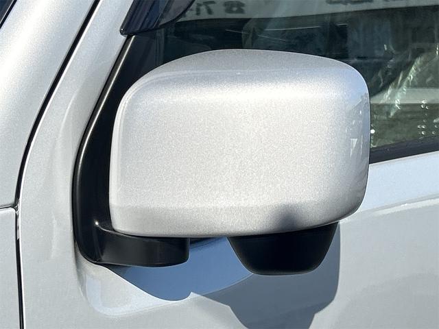 エブリイ ＰＣ　両側スライドドア　クリアランスソナー　レーンアシスト　衝突被害軽減システム　オートライト　ＬＥＤヘッドランプ　キーレスエントリー　アイドリングストップ　電動格納ミラー　シートヒーター　ＣＶＴ（35枚目）