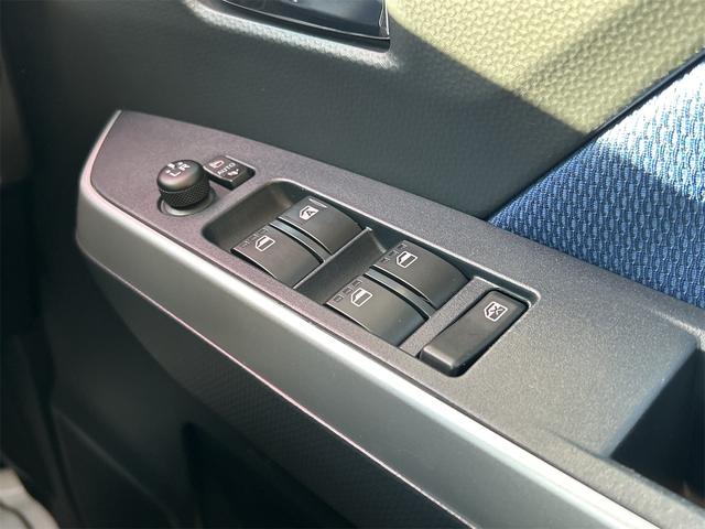 ルーミー カスタムG ドライブレコーダー 全周囲カメラ ナビ TV 両側電動スライドドア クリアランスソナー オートクルーズコントロール 衝突被害軽減システム アルミホイール オートマチックハイビーム オートライト(10枚目)