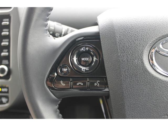 プリウス Ｓツーリングセレクション・ブラックエディション　ＥＴＣ　クリアランスソナー　レーンアシスト　オートクルーズコントロール　衝突被害軽減システム　全周囲カメラ　ナビ　アルミホイール　オートマチックハイビーム　オートライト　ＬＥＤヘッドランプ　ＣＶＴ（13枚目）