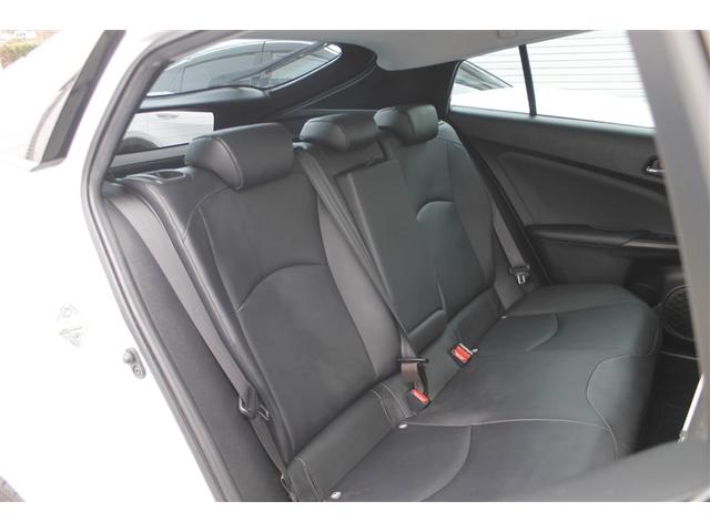 プリウス Ｓツーリングセレクション・ブラックエディション　ＥＴＣ　クリアランスソナー　レーンアシスト　オートクルーズコントロール　衝突被害軽減システム　全周囲カメラ　ナビ　アルミホイール　オートマチックハイビーム　オートライト　ＬＥＤヘッドランプ　ＣＶＴ（18枚目）