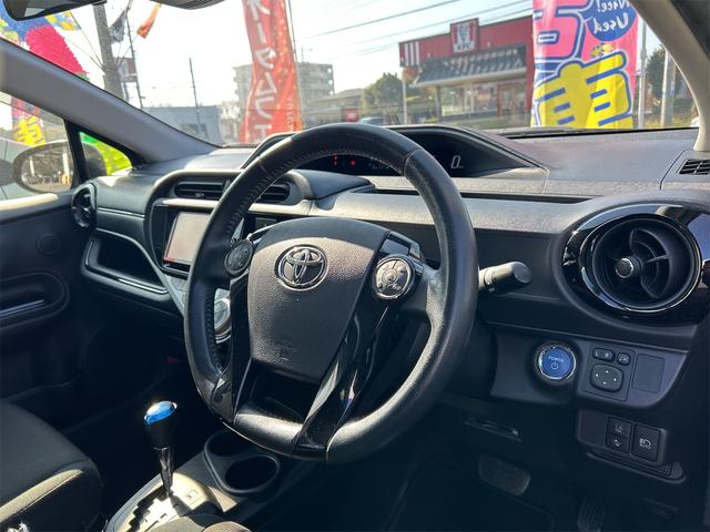 アクア Sスタイルブラック ETC バックカメラ ナビ TV レーンアシスト 衝突被害軽減システム アルミホイール オートマチックハイビーム オートライト スマートキー アイドリングストップ 電動格納ミラー CVT(51枚目)