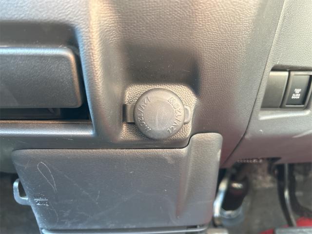 パレットSW XS ETC 両側スライド・片側電動 オートライト HID スマートキー 電動格納ミラー ベンチシート CVT 盗難防止システム ABS CD アルミホイール 衝突安全ボディ エアコン パワーステアリング(23枚目)