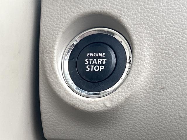 アルトラパン Ｘ　ＥＴＣ　全周囲カメラ　ナビ　ＴＶ　衝突被害軽減システム　オートライト　ＨＩＤ　スマートキー　アイドリングストップ　電動格納ミラー　シートヒーター　ベンチシート　ＣＶＴ　盗難防止システム　ＡＢＳ　ＥＳＣ（12枚目）