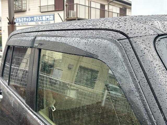 アルトラパン Ｘ　ＥＴＣ　全周囲カメラ　ナビ　ＴＶ　衝突被害軽減システム　オートライト　ＨＩＤ　スマートキー　アイドリングストップ　電動格納ミラー　シートヒーター　ベンチシート　ＣＶＴ　盗難防止システム　ＡＢＳ　ＥＳＣ（21枚目）