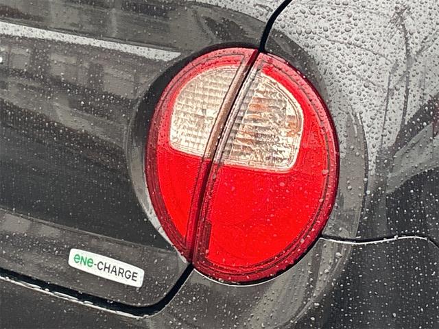 アルトラパン Ｘ　ＥＴＣ　全周囲カメラ　ナビ　ＴＶ　衝突被害軽減システム　オートライト　ＨＩＤ　スマートキー　アイドリングストップ　電動格納ミラー　シートヒーター　ベンチシート　ＣＶＴ　盗難防止システム　ＡＢＳ　ＥＳＣ（27枚目）