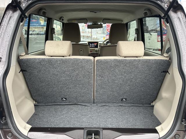 アルトラパン Ｘ　ＥＴＣ　全周囲カメラ　ナビ　ＴＶ　衝突被害軽減システム　オートライト　ＨＩＤ　スマートキー　アイドリングストップ　電動格納ミラー　シートヒーター　ベンチシート　ＣＶＴ　盗難防止システム　ＡＢＳ　ＥＳＣ（33枚目）