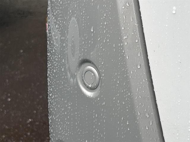 ムーヴキャンバス ストライプスＧ　全周囲カメラ　両側電動スライドドア　ナビ　ＴＶ　クリアランスソナー　レーンアシスト　衝突被害軽減システム　オートライト　ＬＥＤヘッドランプ　スマートキー　アイドリングストップ　電動格納ミラー（22枚目）