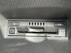 高速走行もスムーズにお支払いが可能な【ＥＴＣ】ご納車までにセットアップを行い、ご納車時にはご利用いただけるようにいたします。 7