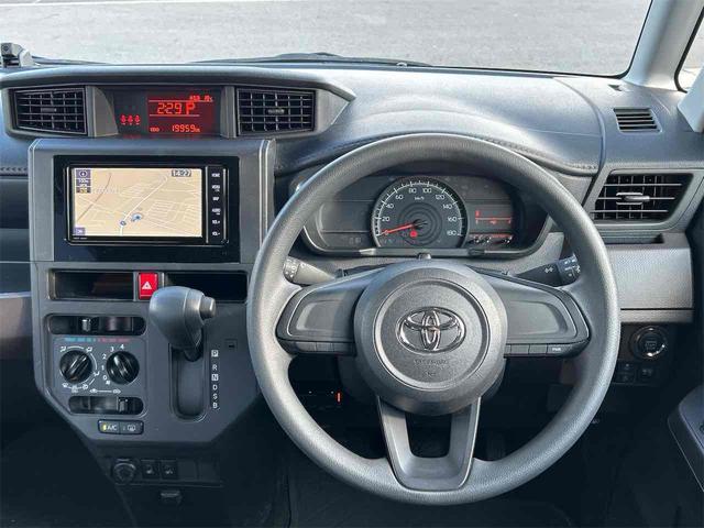 ルーミー X ドライブレコーダー ETC バックカメラ ナビ TV 両側スライド・片側電動 クリアランスソナー 衝突被害軽減システム オートライト スマートキー アイドリングストップ 電動格納ミラー シートヒーター(3枚目)