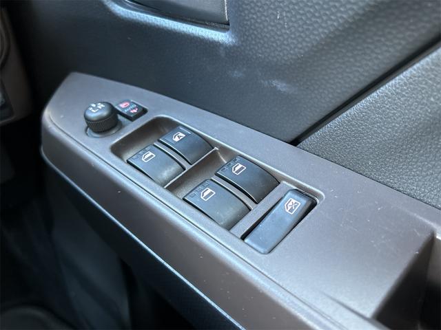 ルーミー X ドライブレコーダー ETC バックカメラ ナビ TV 両側スライド・片側電動 クリアランスソナー 衝突被害軽減システム オートライト スマートキー アイドリングストップ 電動格納ミラー シートヒーター(46枚目)