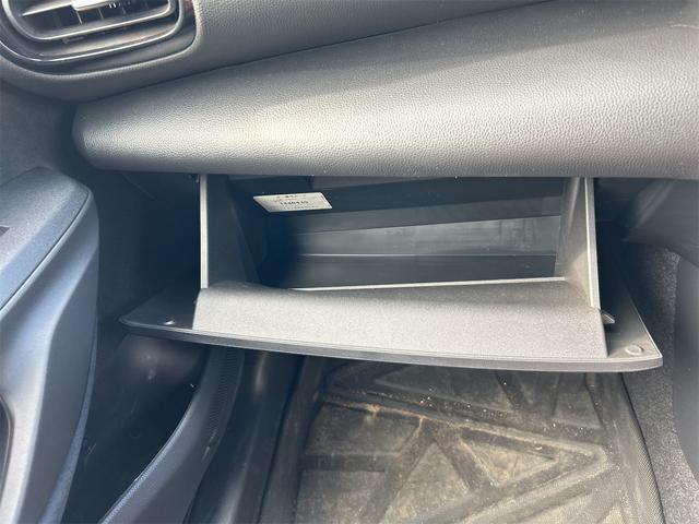 ヤリスクロス ハイブリッドZ ドライブレコーダー 全周囲カメラ クリアランスソナー オートクルーズコントロール パワーシート パークアシスト 衝突被害軽減システム ナビ TV オートマチックハイビーム オートライト(43枚目)