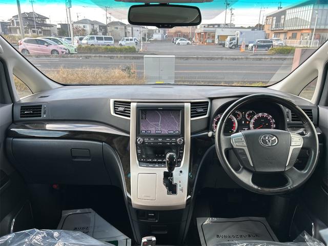 ヴェルファイア ２．４Ｚ　ゴールデンアイズＩＩ　ＥＴＣ　全周囲カメラ　ナビ　ＴＶ　クリアランスソナー　オートクルーズコントロール　両側電動スライドドア　オートライト　ＨＩＤ　サンルーフ　電動リアゲート　スマートキー　電動格納ミラー　後席モニター（2枚目）