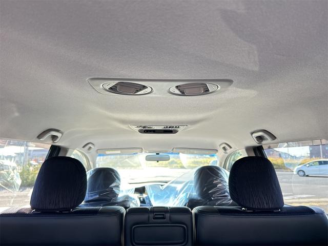 オデッセイ アブソルート　ＥＴＣ　バックカメラ　ナビ　オートクルーズコントロール　オートライト　ＨＩＤ　キーレスエントリー　電動格納ミラー　３列シート　ＡＴ　アルミホイール　ＣＤ　ＤＶＤ再生　ＵＳＢ　Ｂｌｕｅｔｏｏｔｈ（31枚目）